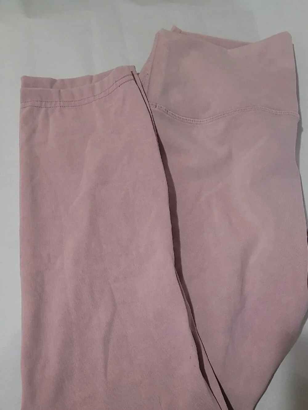 Lululemon 💎Ultra High Rise Leggings in Blush